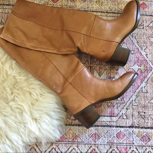 Frye Monroe boots size 6.5 never worn - Picture 2 of 4